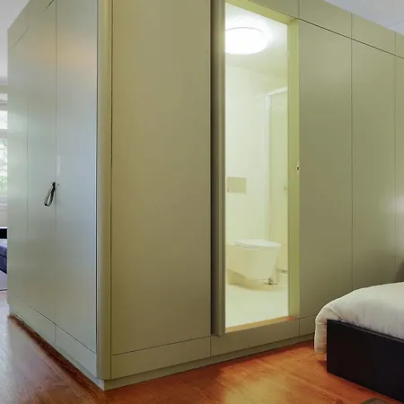 Ox B Arts Apartman