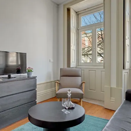 Ox B Arts Apartman *